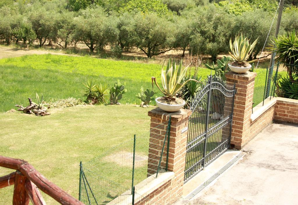 Maison Diamanti Castel di Lama Exterior photo